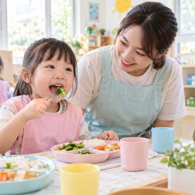 今天試一口新蔬菜，發現原來也很好吃。